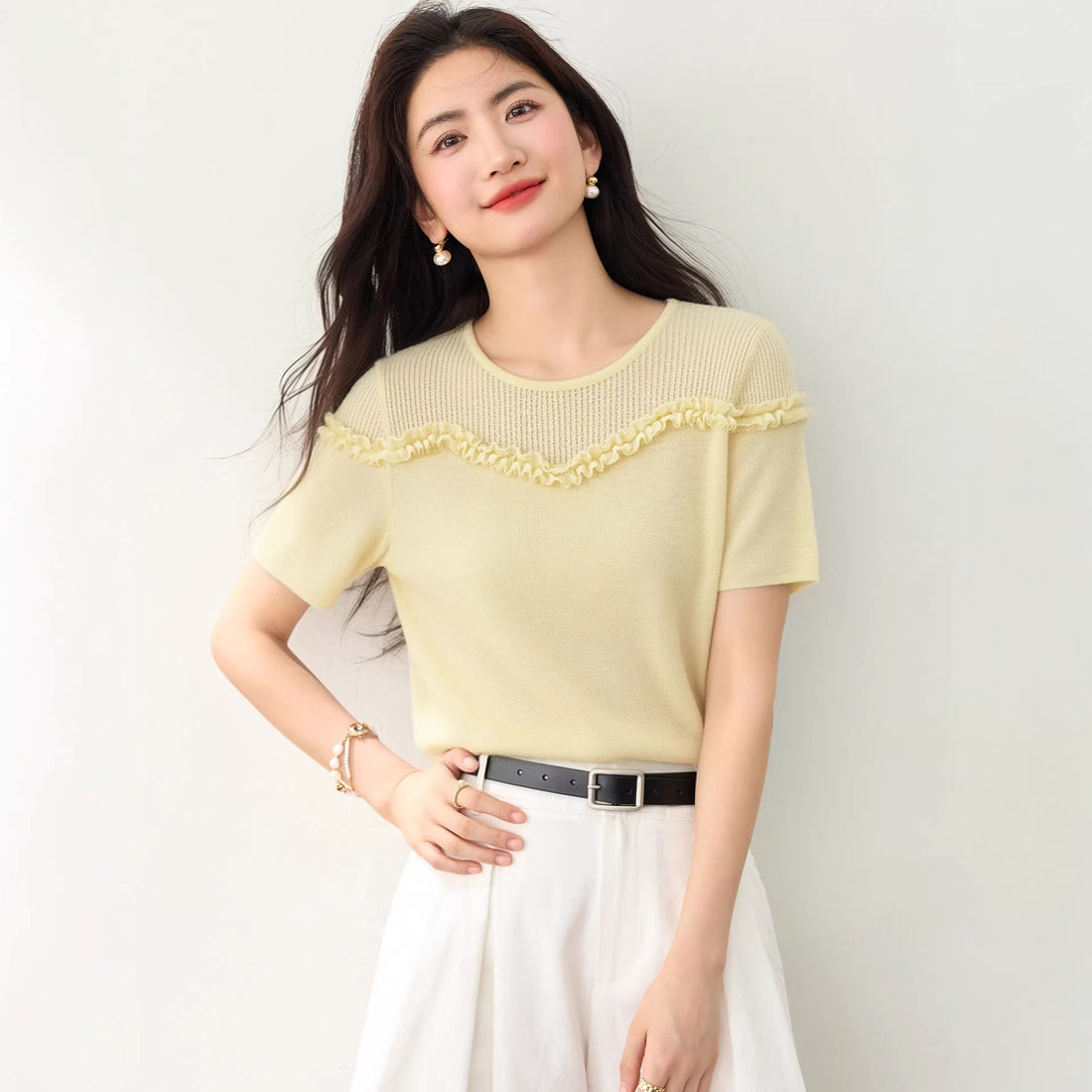 SweetTop Round Neck with Lace Trim Solid Color Versatile Short Sleeve Knitwear for Women