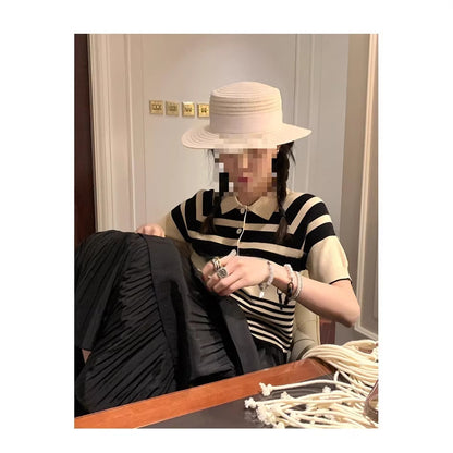 Mona Short Stripe Knit Top Short Sleeve Shirt Inner Wear Spring