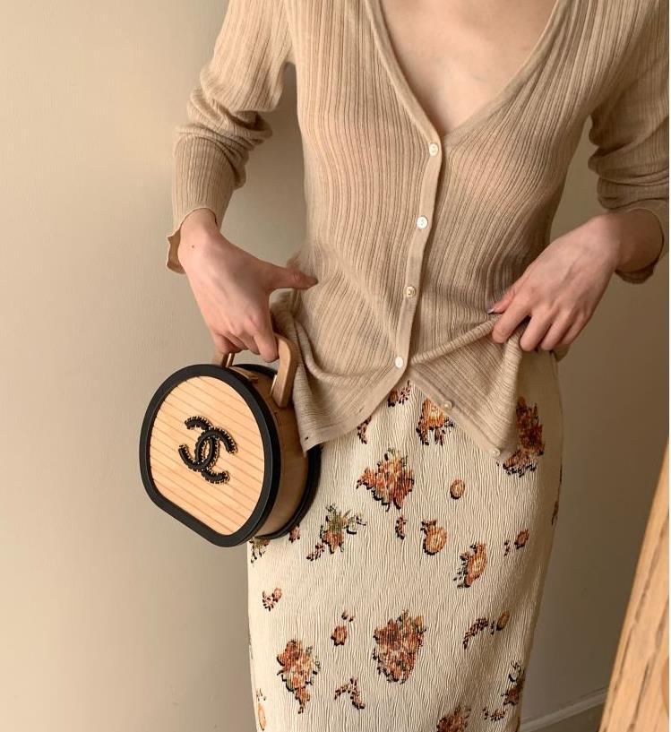 Cloud-like fine-spun superfine wool versatile cardigan/air-conditioning shirt long sleeve top